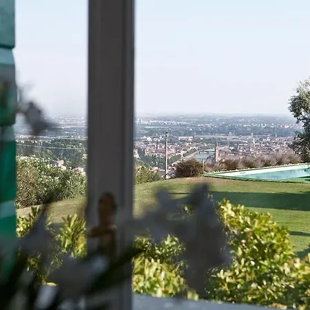 Villa Le Grotte Verona