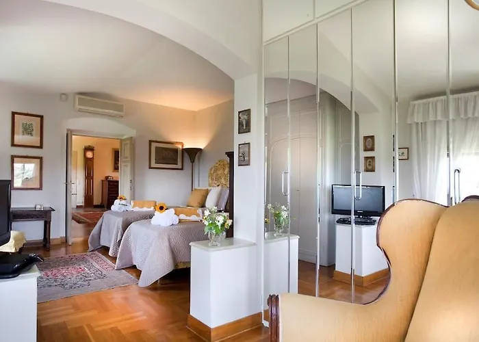 Le Grotte Villa Verona